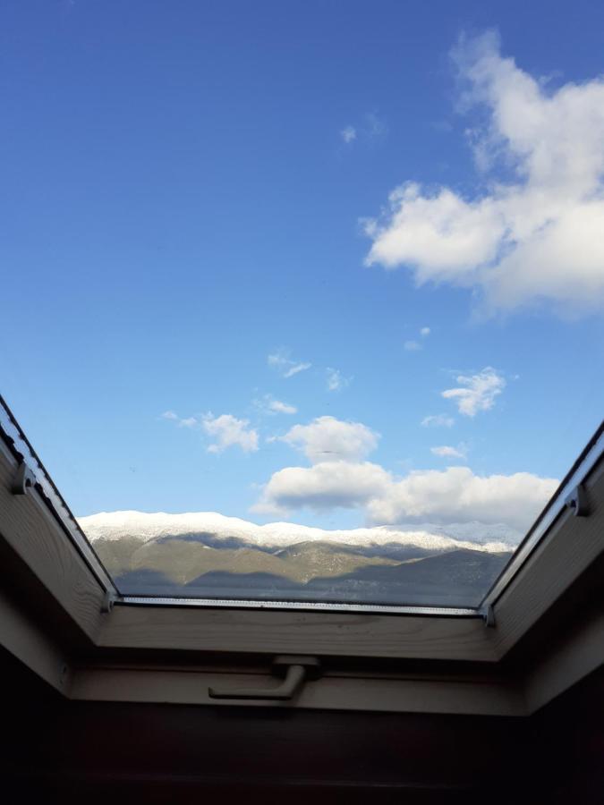 The View Attic Daire Yanya Dış mekan fotoğraf