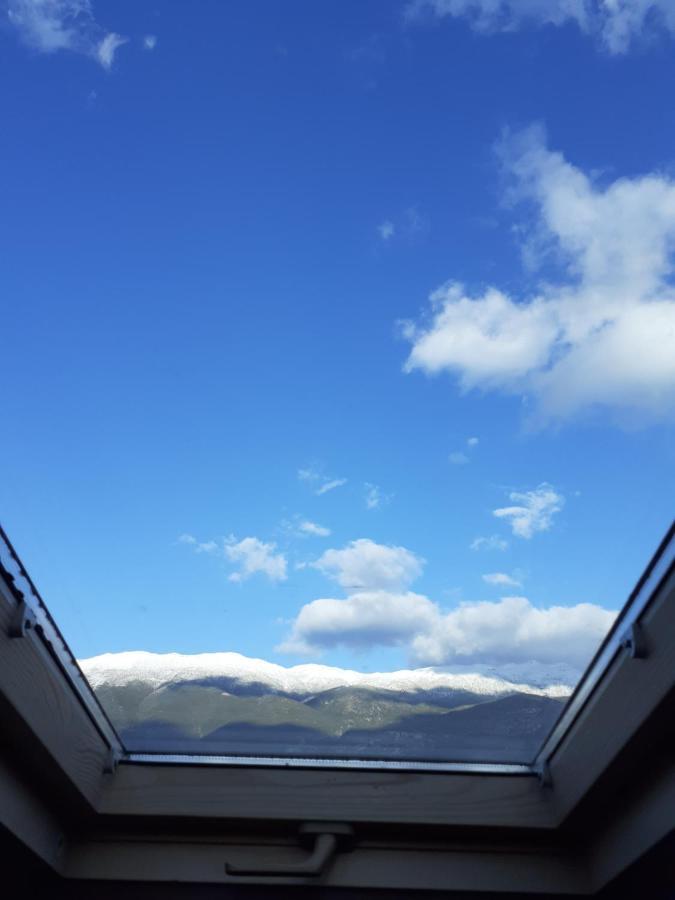 The View Attic Daire Yanya Dış mekan fotoğraf